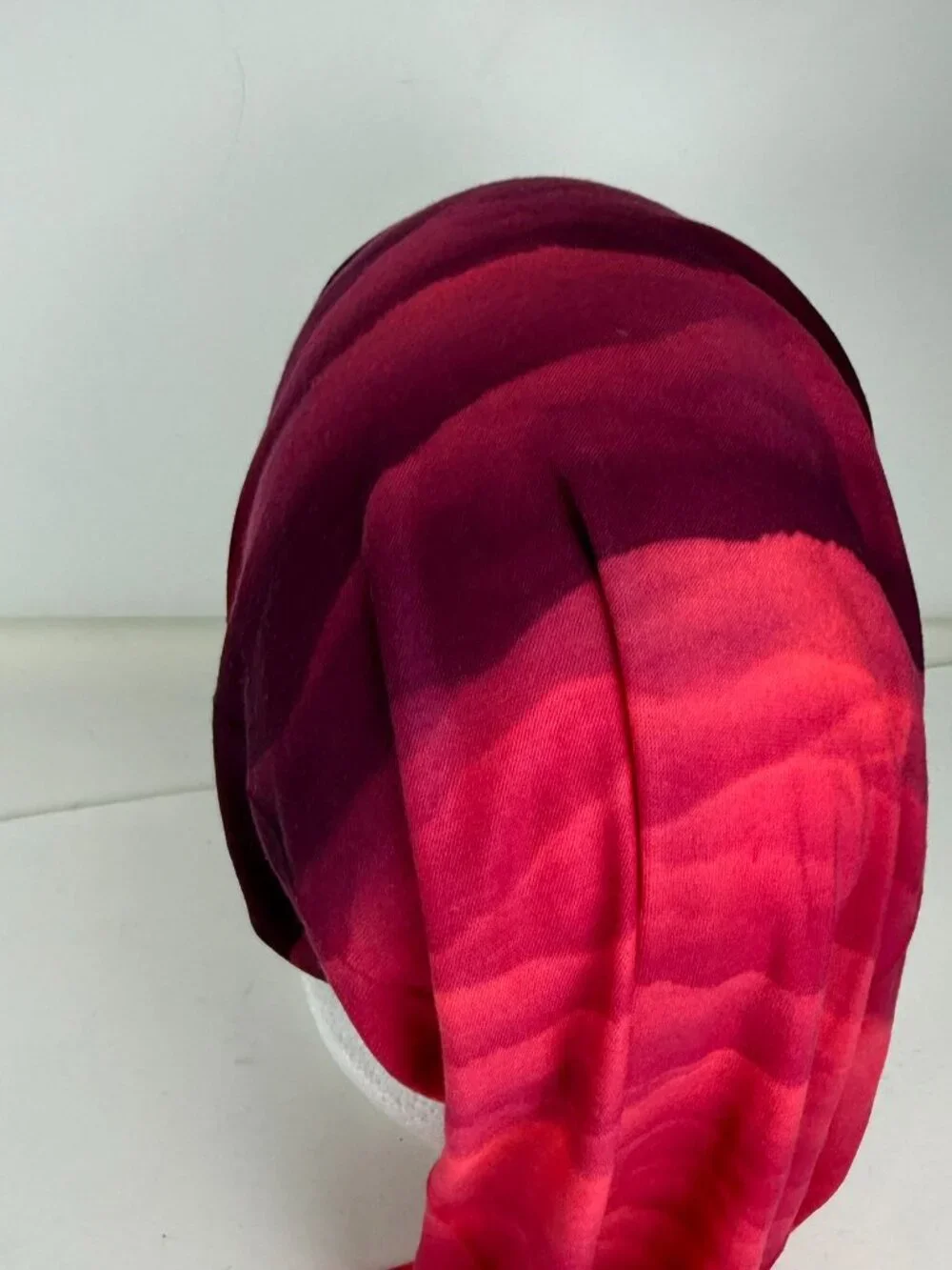 Buff Original Multifunctional Neckwear Headwear Pink Burgundy Ombre Stripe UV
